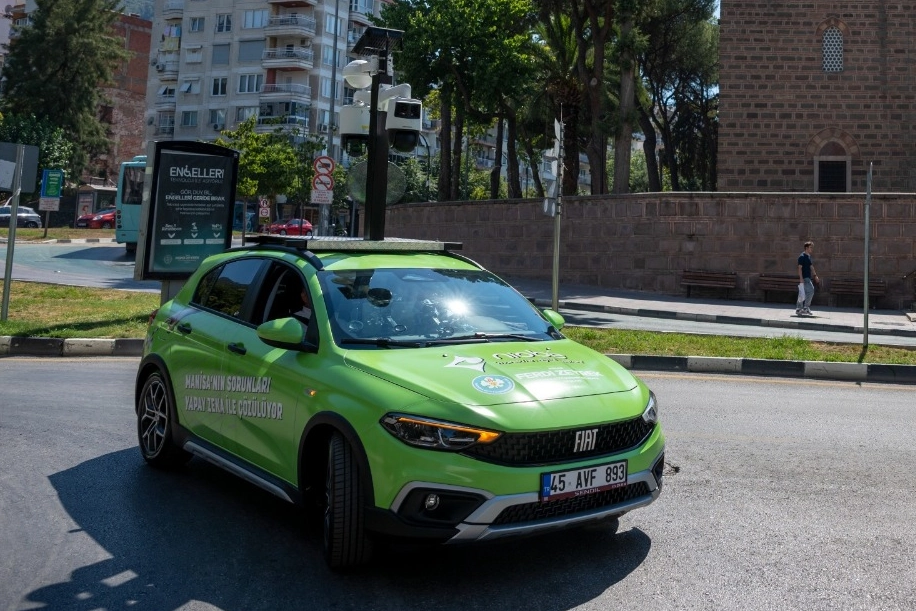 Manisa'da test sürüşü Başkan Dutlulu'dan