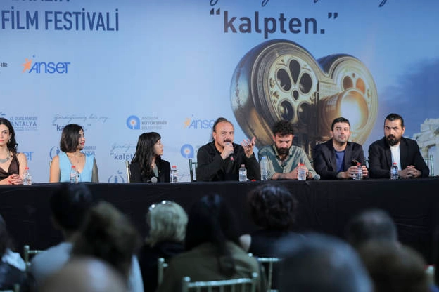 Altın Portakal’da beyazperdeye hayatta kalma hikayeleri yansıdı