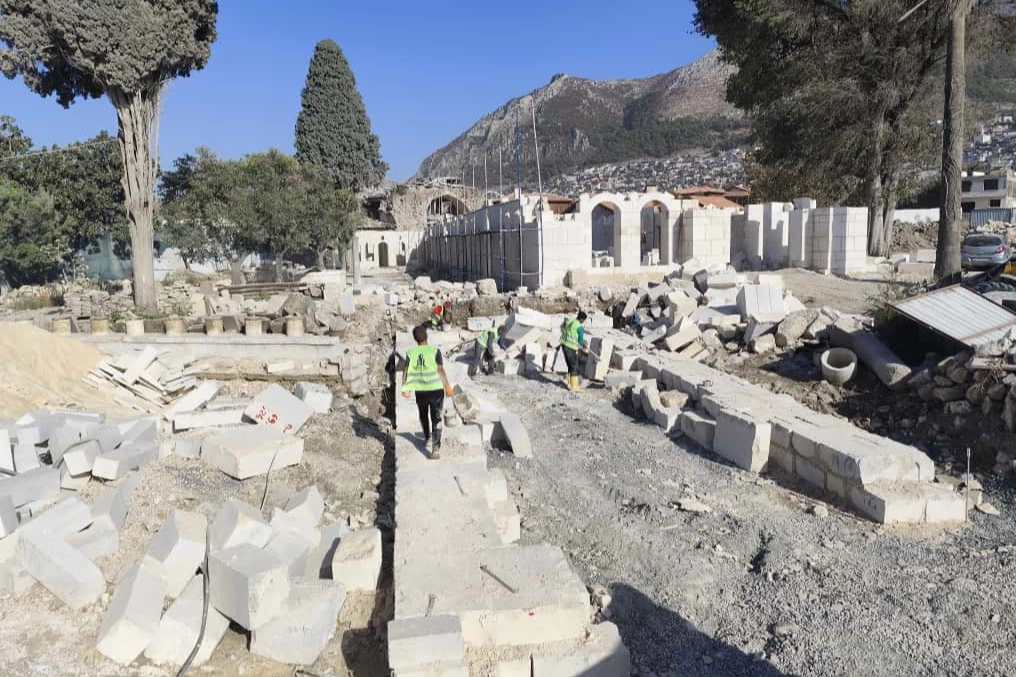 Hatay'da 754 yıllık tarihi yapı Bursa Büyükşehir'le yükseliyor