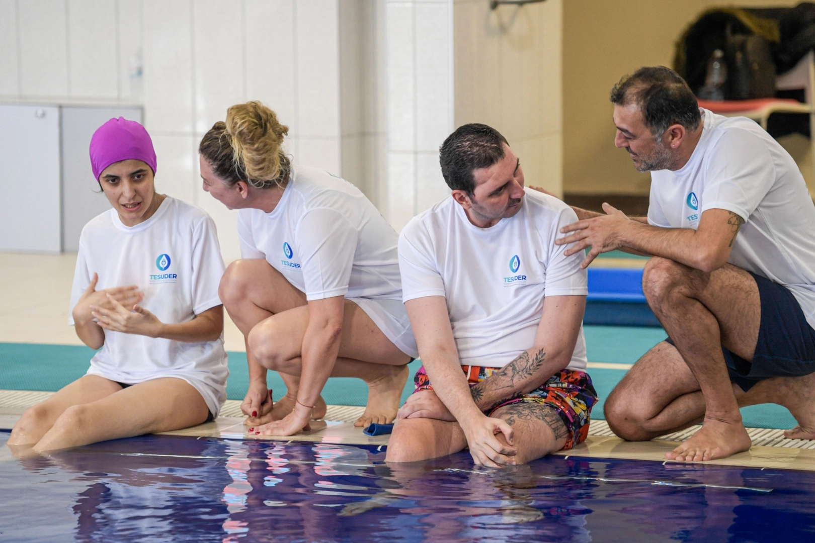 İzmir'de suyun iyileştirici gücüyle engeller aşılıyor