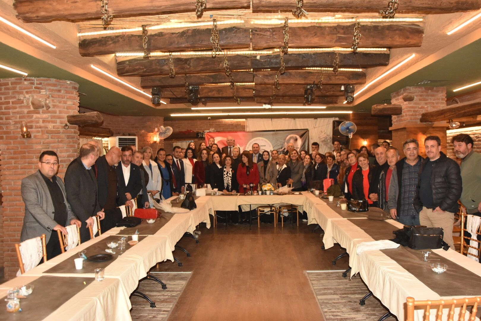 Manisa Dostlar Meclisi’nden anlamlı buluşma